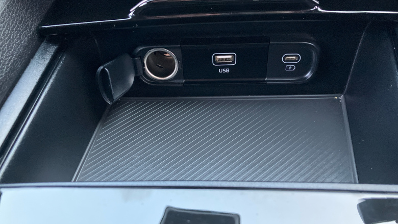 Kia Sportage 1.6T GDi 207 HEV 3 5dr Auto Hybrid Estate